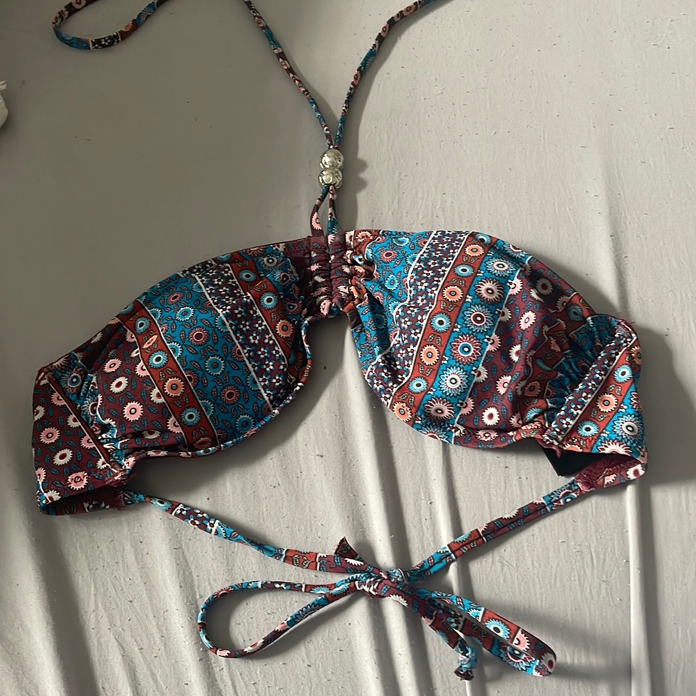 EUC bikini top